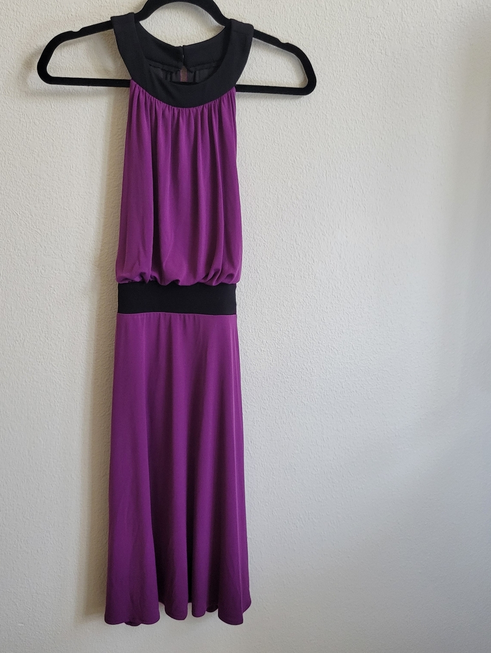 London Times Purple Dress with Black Accents Sleeveless & Lined Ladies 12.